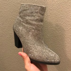 Juicy couture booties size 6